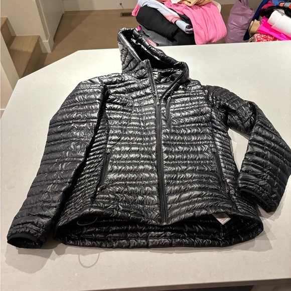 Patagonia Jackets & Blazers - Patagonia Shiny Black Puffer Jacket